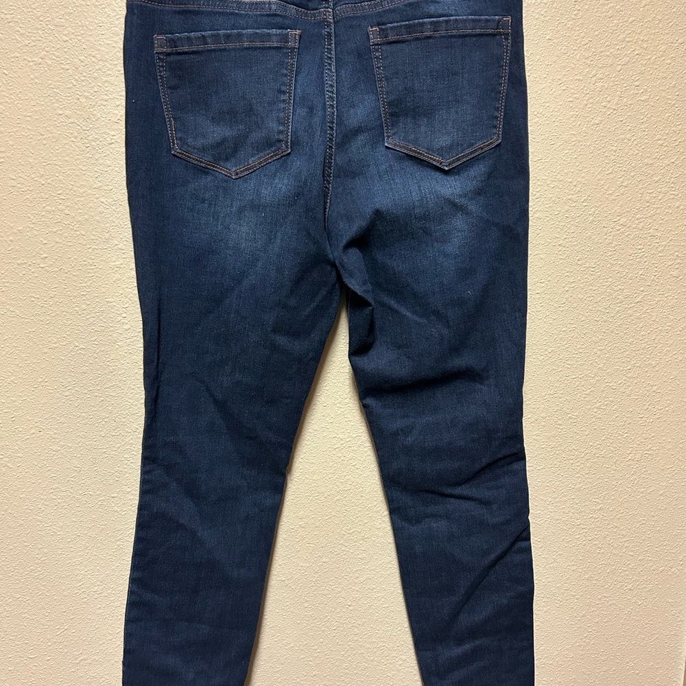 crown & ivy Dark Blue Floral Embroidered Skinny Jeans - Picture 6 of 7